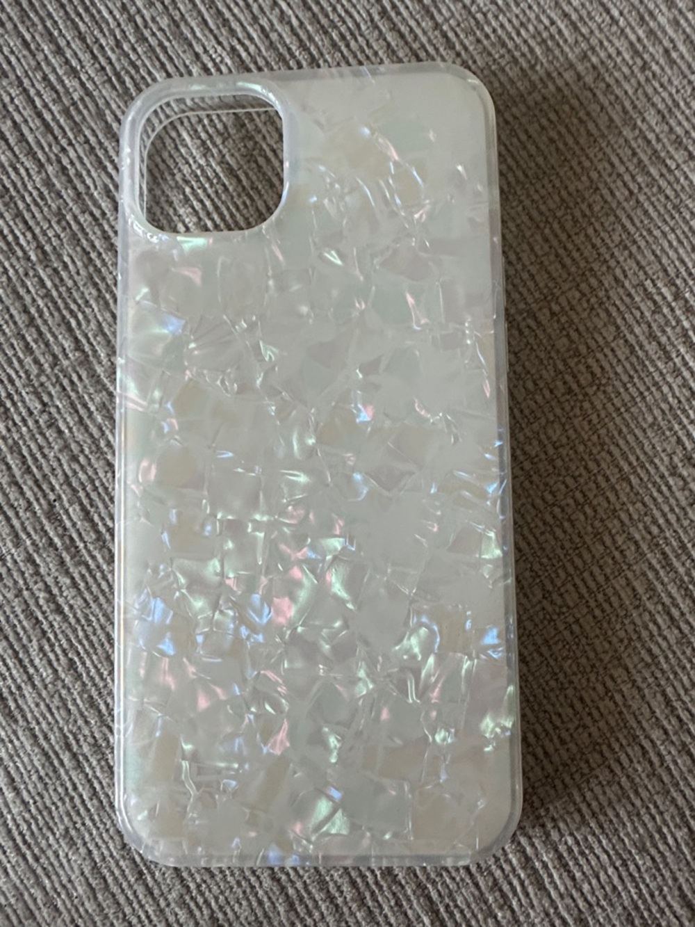 Pearlescent White iPhone 11/12 Case - Iridescent Shell Finish